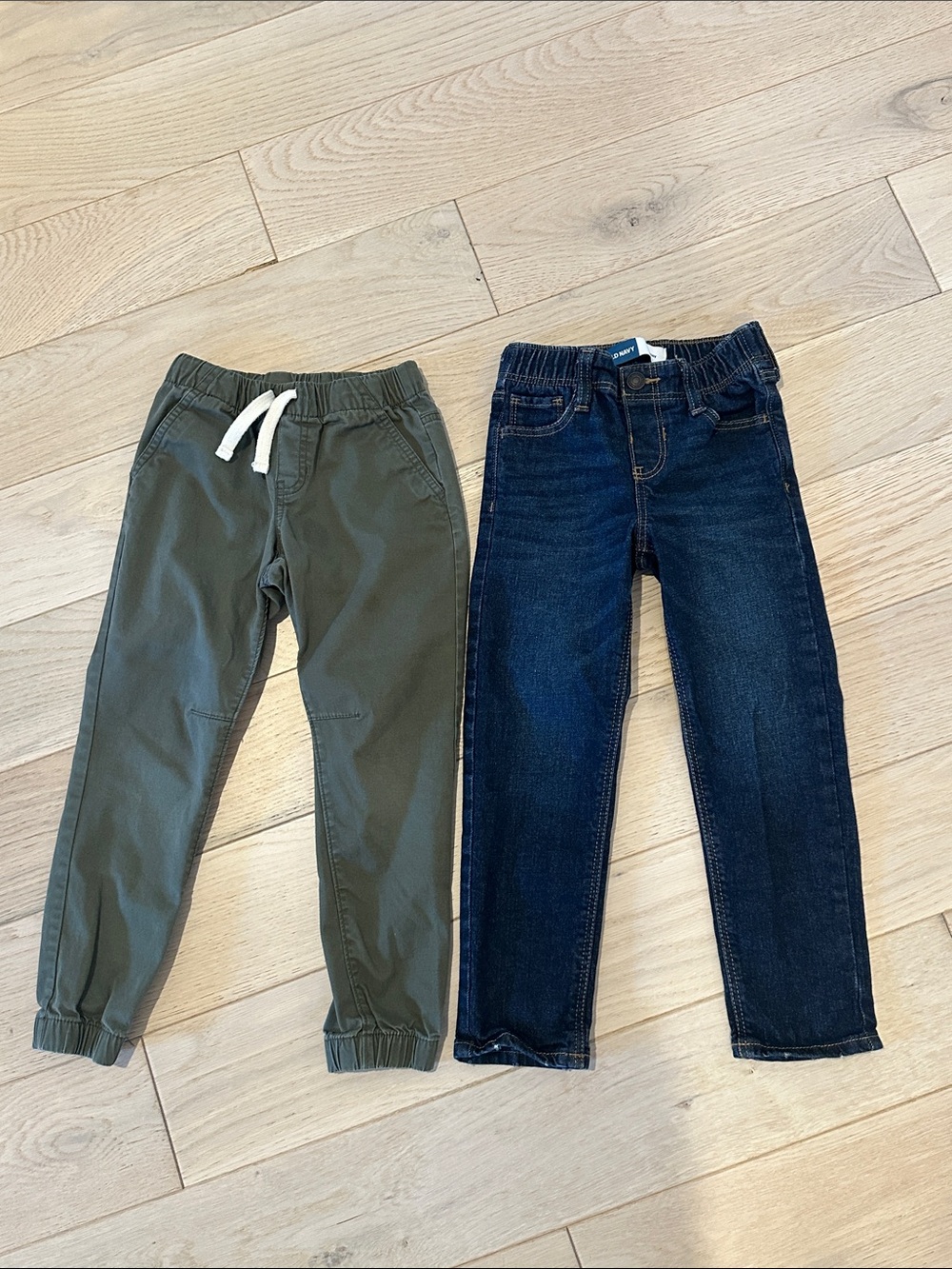 Bundle of 2 5T Kids Pants - Green joggers and Dark blue denim straight leg pants